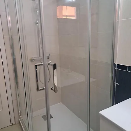 Junto Al Penon De Ifach Con Parking Κάλπε